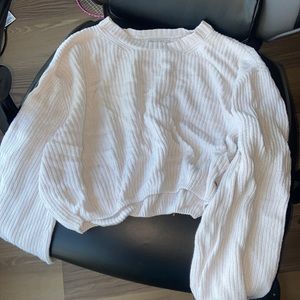 Wide arm knit white cropped sweater